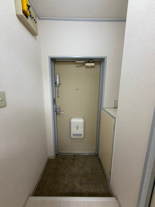 物件内観写真14　(玄関)