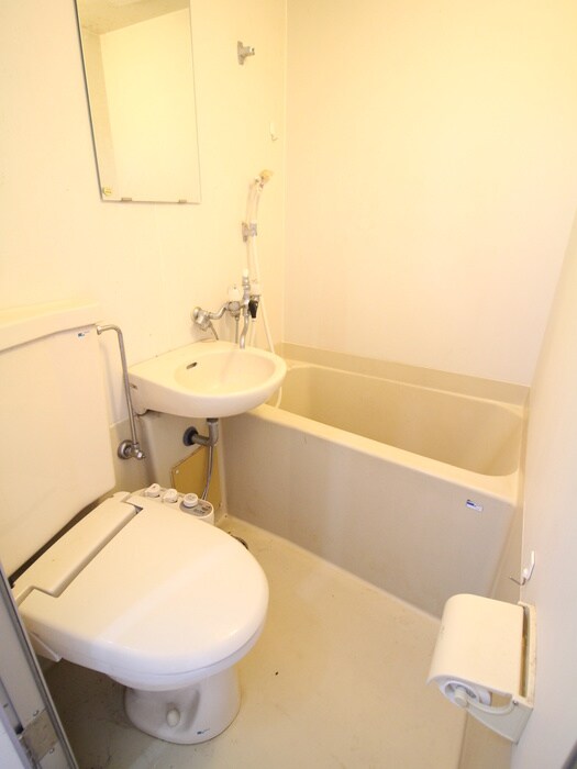 物件内観写真15　(トイレ)