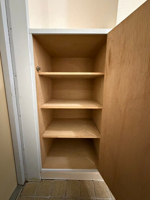 物件内観写真15　(靴箱)