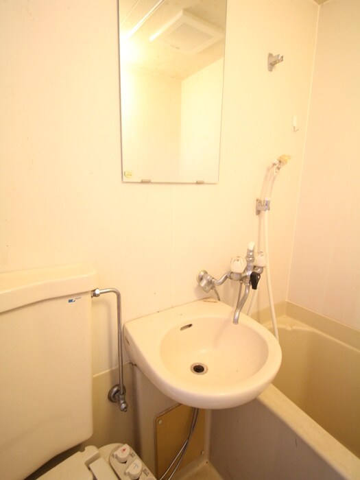 物件内観写真16　(洗面)