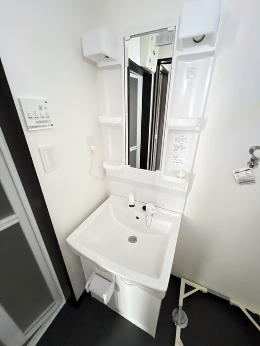 物件内観写真7　(洗面)