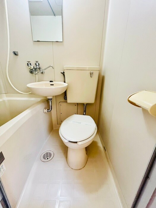 物件内観写真14　(トイレ)