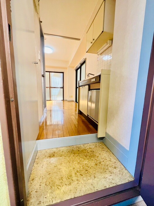 物件内観写真18　(廊下)