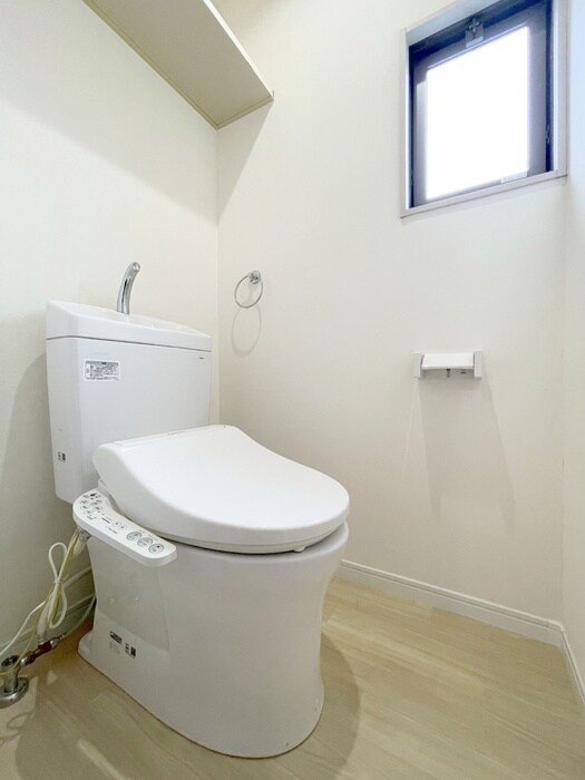 物件内観写真13　(トイレ)