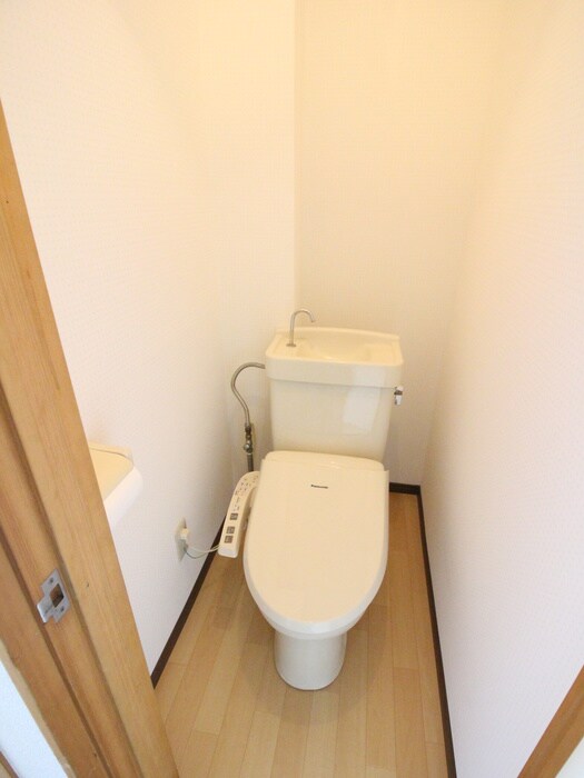 物件内観写真12　(トイレ)