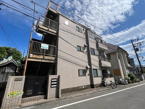 ﾊｲﾂささ川外観写真
