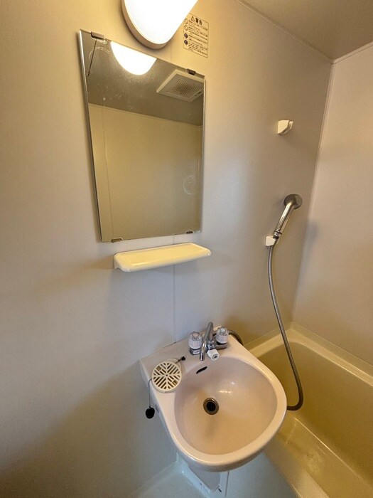 物件内観写真13　(洗面)