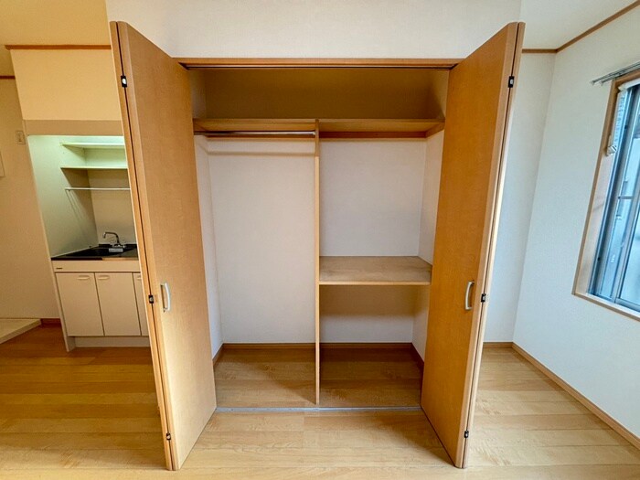 物件内観写真15　(収納)
