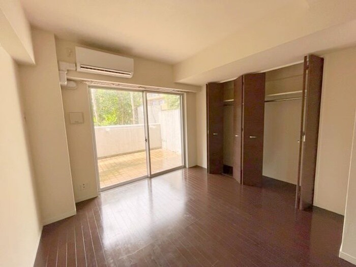 物件内観写真14　(居室)