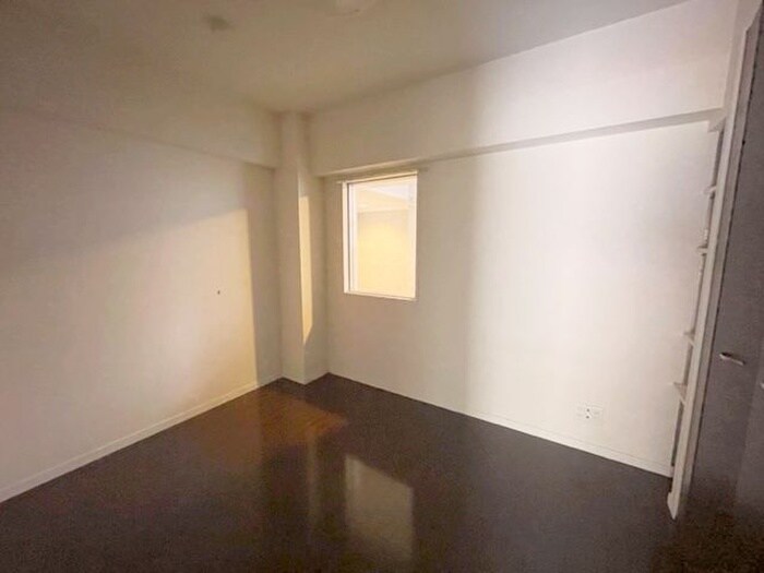 物件内観写真15　(居室)