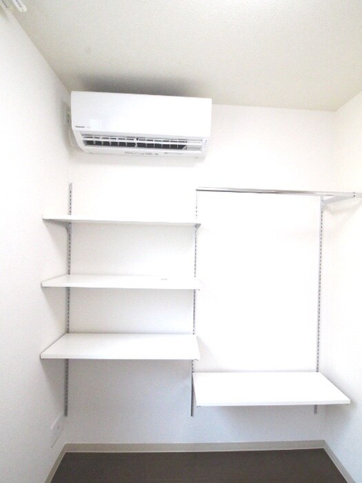 物件内観写真9　(収納)