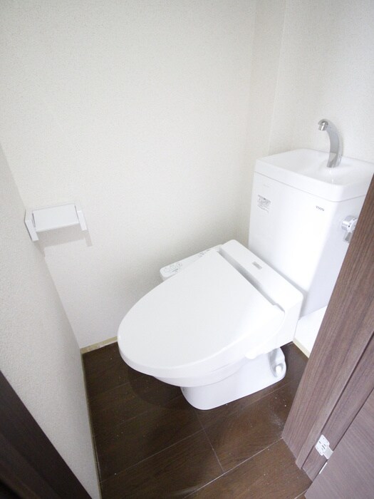 物件内観写真10　(トイレ)