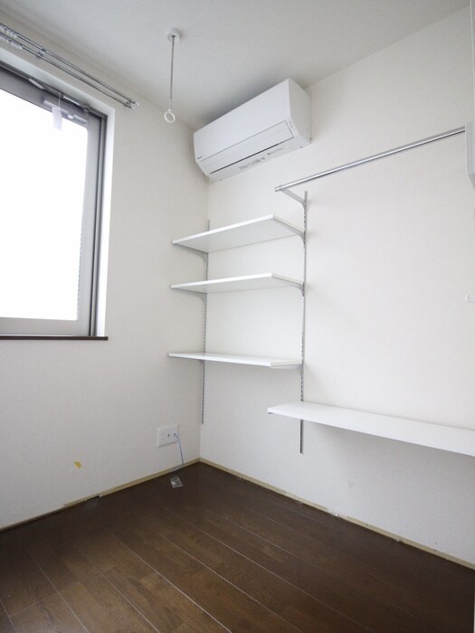 物件内観写真12　(居室)