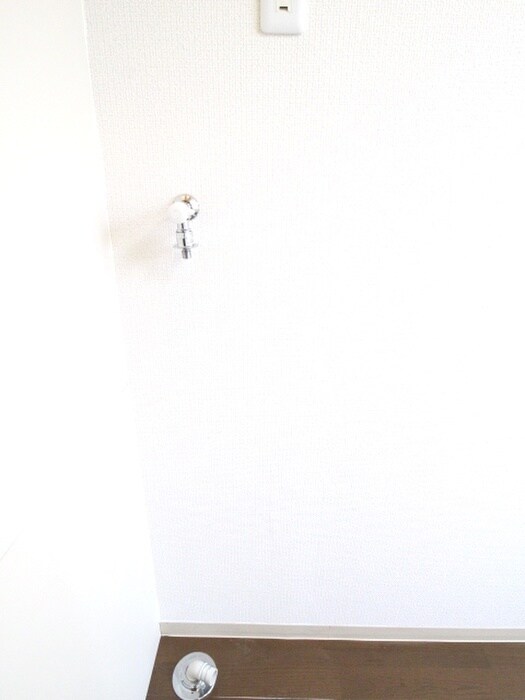 物件内観写真13　(洗濯機置場)