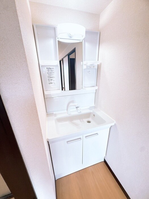 物件内観写真15　(洗面)