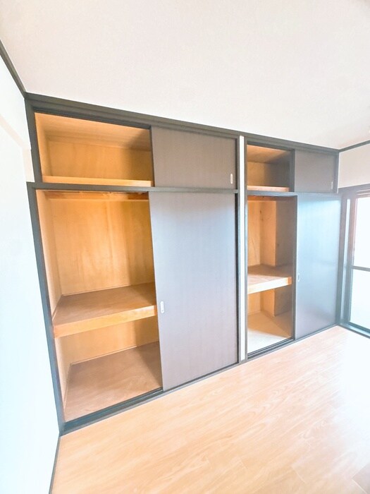 物件内観写真21　(収納)