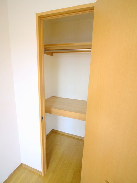 物件内観写真9　(収納)