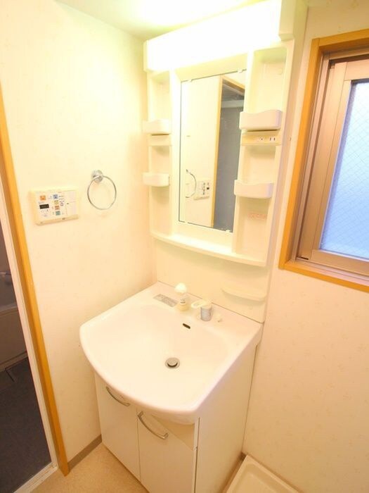 物件内観写真13　(洗面)