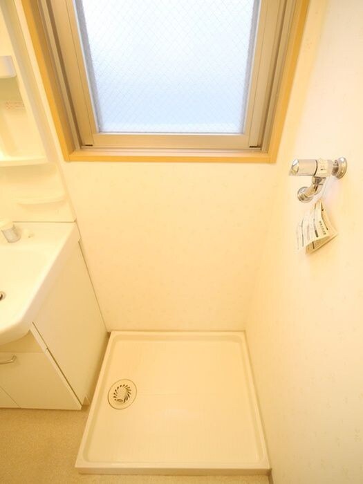 物件内観写真19　(洗濯機置場)