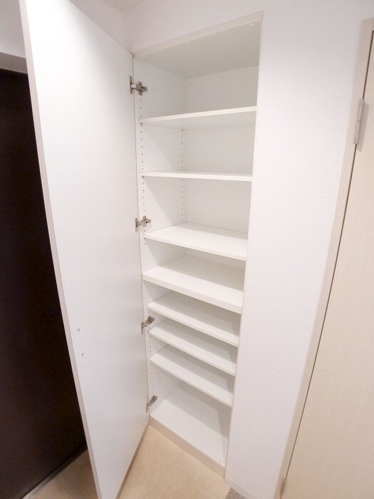 物件内観写真14　(靴箱)