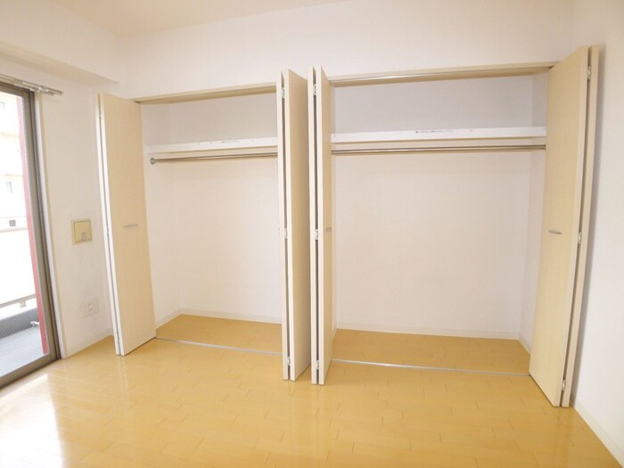 物件内観写真16　(収納)