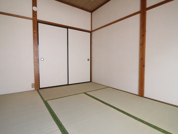 物件内観写真16　(居室)