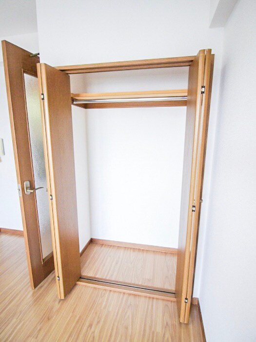 物件内観写真9　(収納)