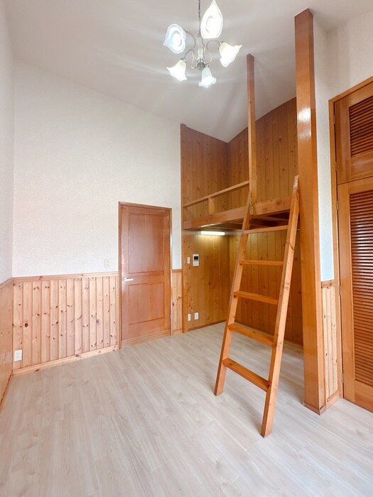 物件内観写真7　(居室)