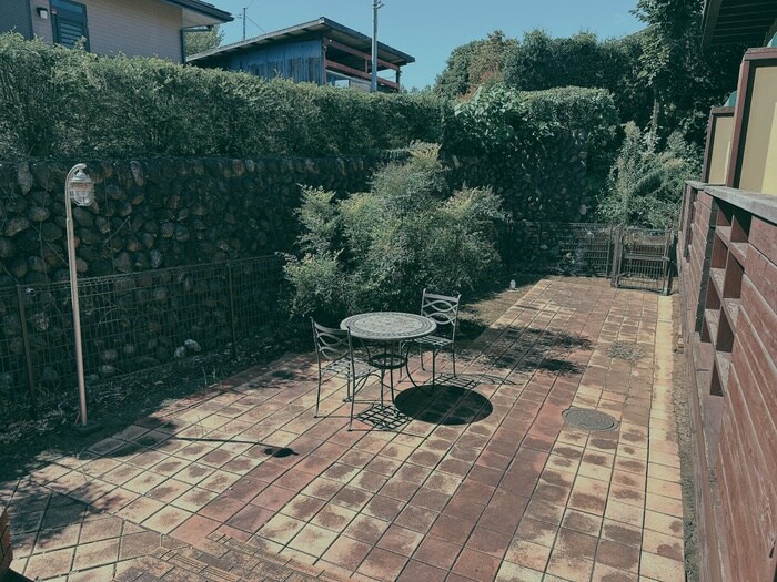 物件外観写真5　(エントランス部分)