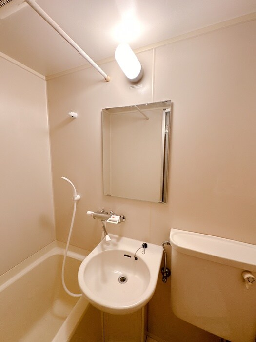 物件内観写真13　(洗面)