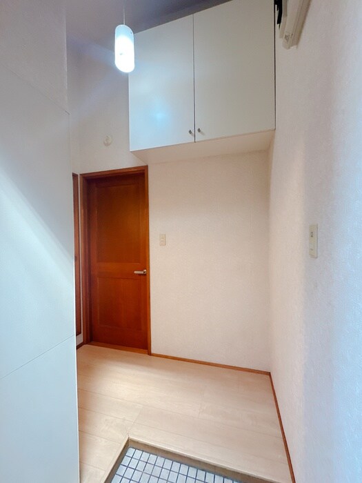 物件内観写真15　(廊下)
