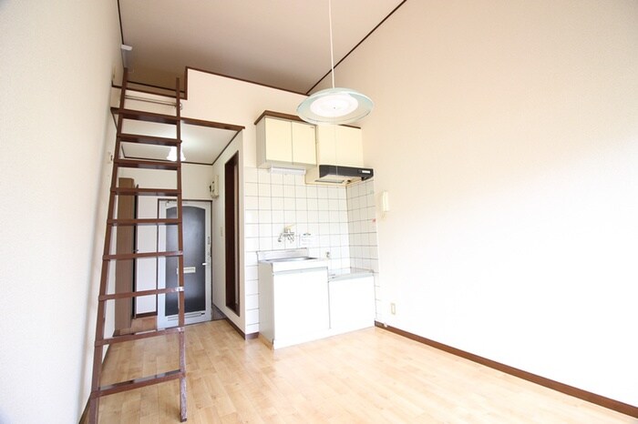 物件内観写真8　(居室)