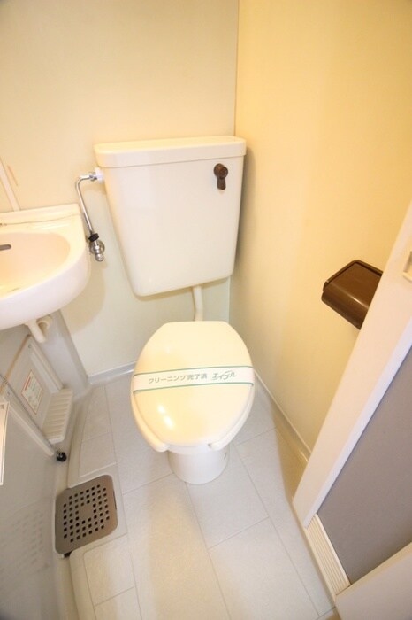 物件内観写真11　(トイレ)