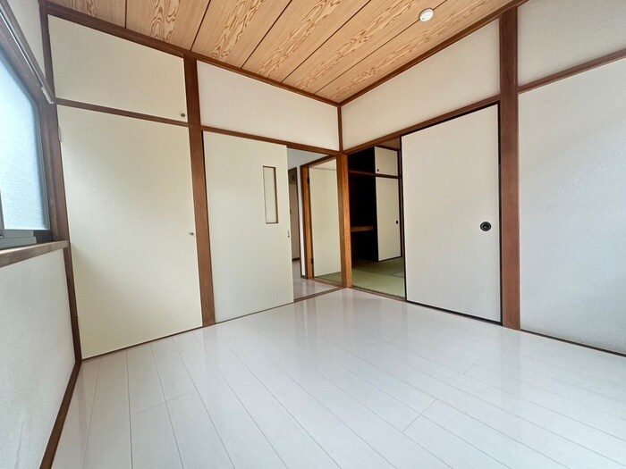 物件内観写真13　(居室)