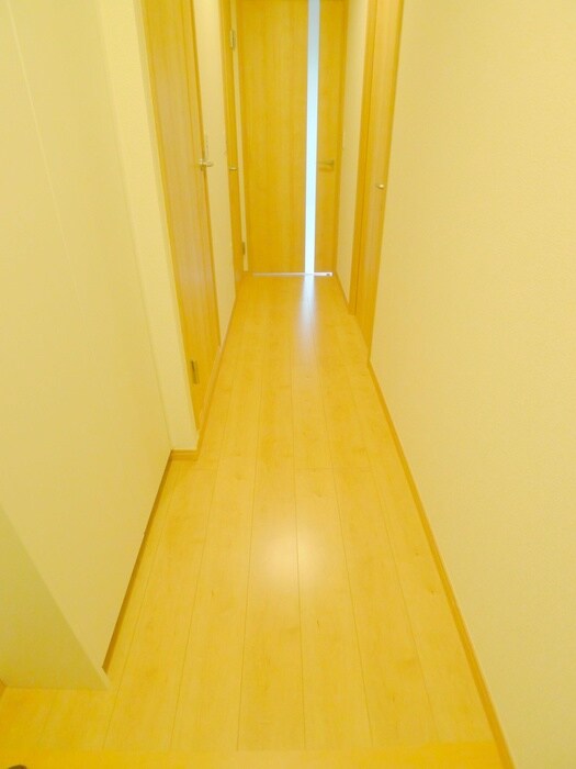 物件内観写真19　(廊下)