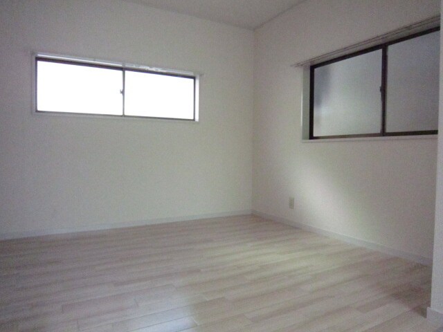 物件内観写真11　(居室)
