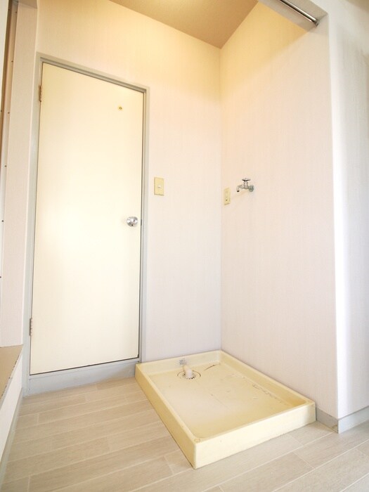 物件内観写真15　(廊下)