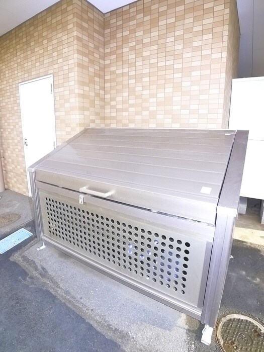 物件外観写真6　(建物設備)