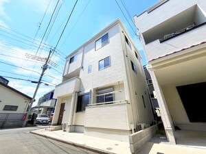 桜田１丁目貸家　１階外観写真