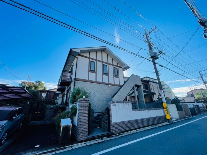 物件外観写真1　(外観写真)