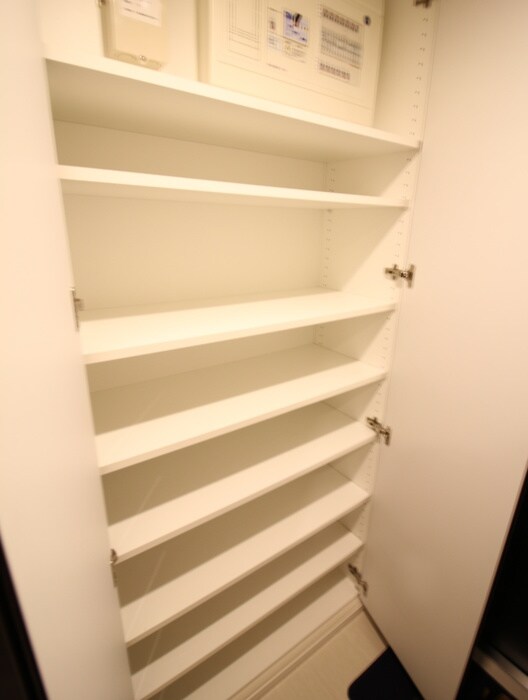 物件内観写真17　(靴箱)