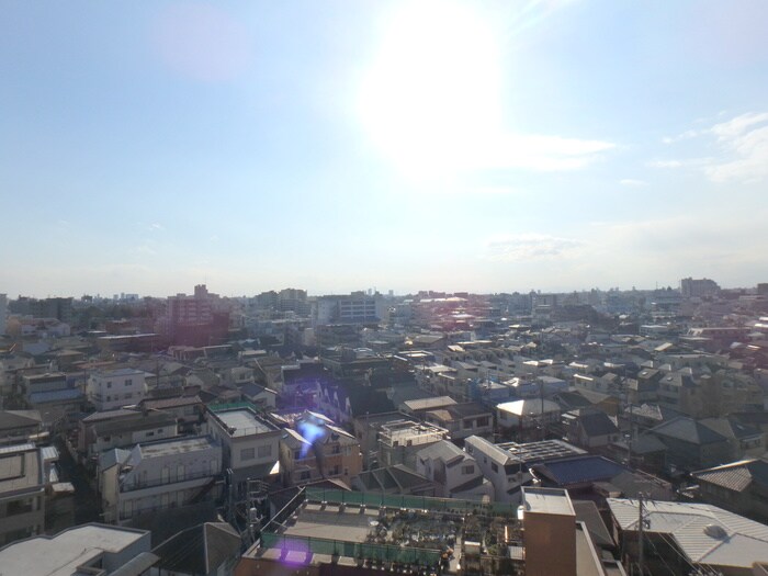 物件内観写真16　(室内からの展望)