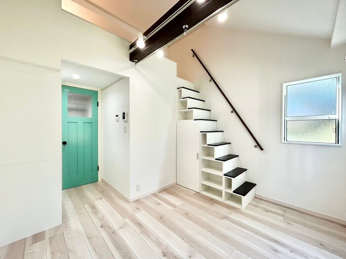 物件内観写真2　(居室)