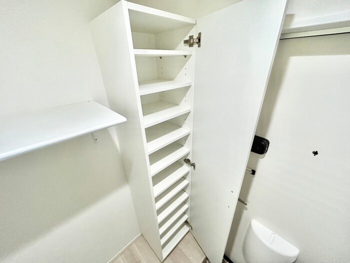 物件内観写真9　(靴箱)