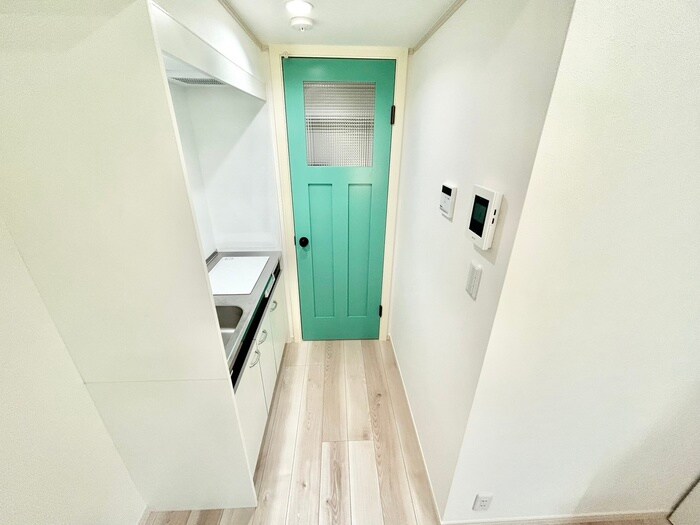 物件内観写真13　(廊下)