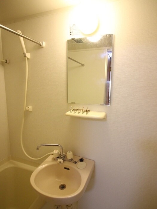 物件内観写真11　(洗面)