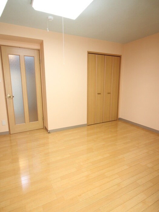 物件内観写真13　(居室)