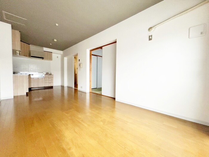 物件内観写真10　(居室)