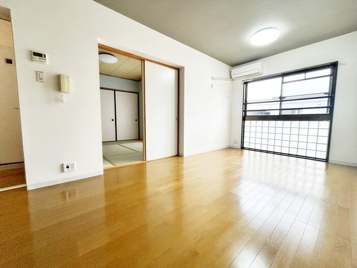 物件内観写真11　(居室)