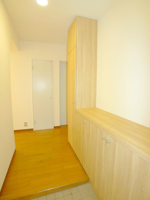 物件内観写真16　(靴箱)